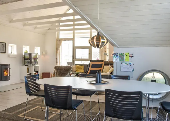 With Fireplace Ii Holiday home Ringkobing